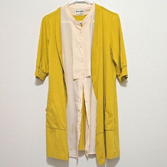 Miu Miu Yellow Button Down Shirt with 3/4 Sleeve and Mandarin Collar L - Picture 1 of 9